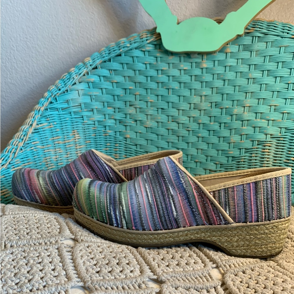 Like New Dansko Jute Pro Artisan Weave Clog Rainbow Shoes Size 39